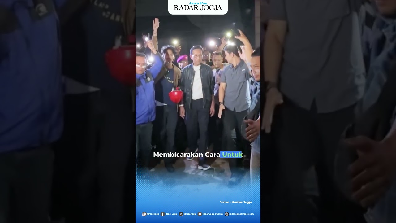 Diringi Gendhing Raja Manggala, Gubernur DIY HB X Ajak Massa di Mapolda Pulang dengan Damai