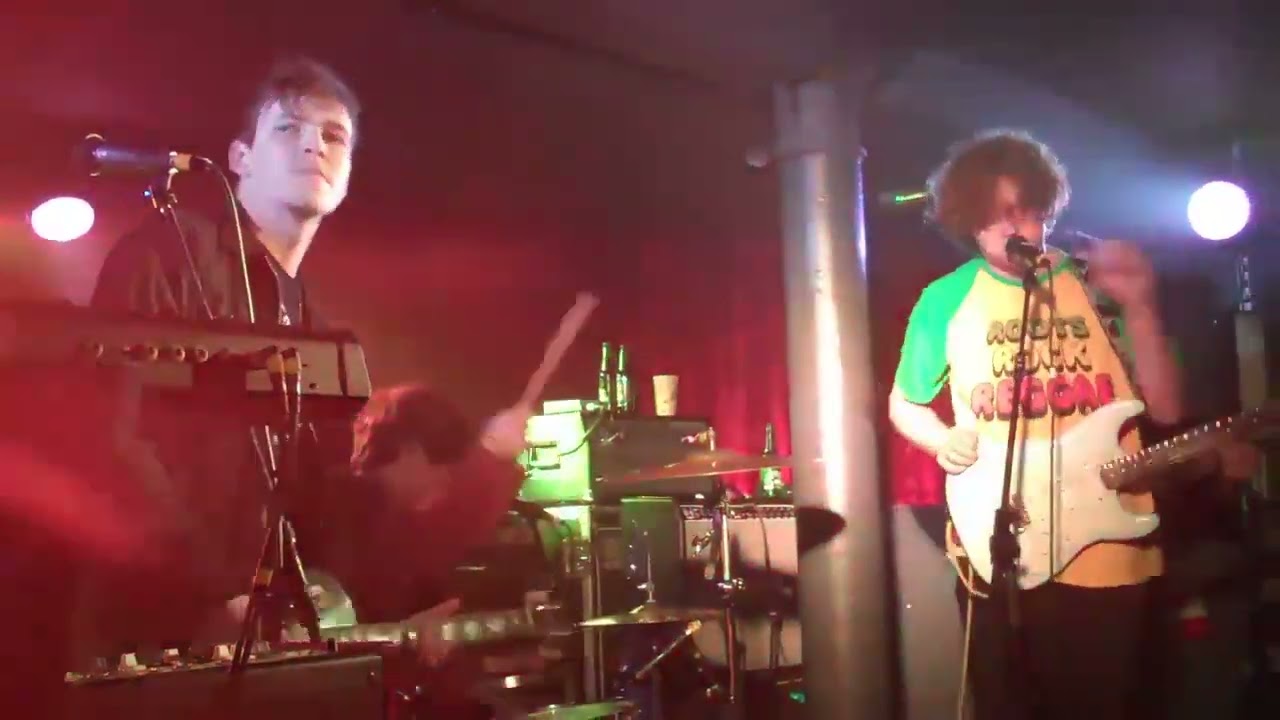 Viola Beach - Really Wanna Call (The Academy, Dublin on 5/02/2016)
