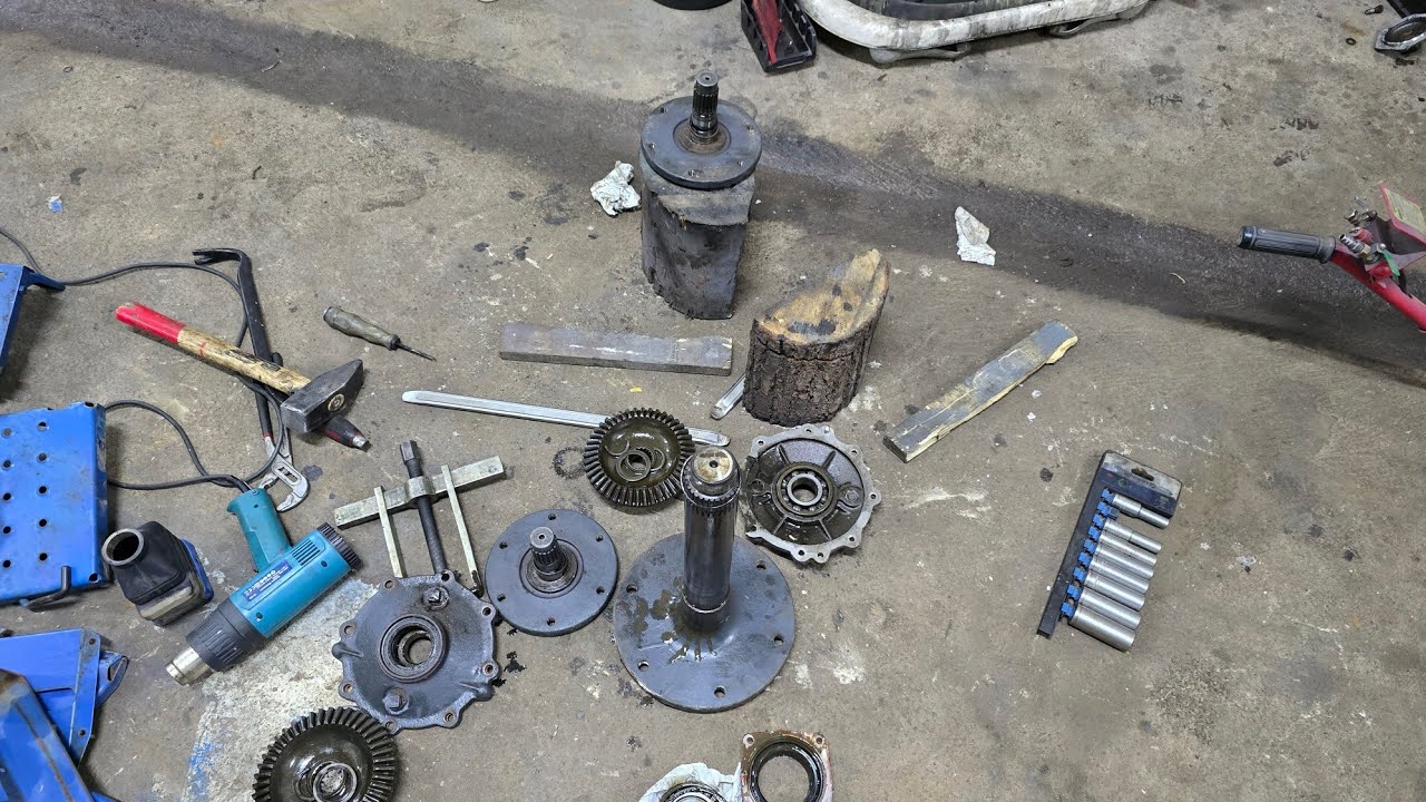 Iseki TL1900 wymiana uszczelniaczy, numer filtra oleju (ISUZU 3AF1) serwis