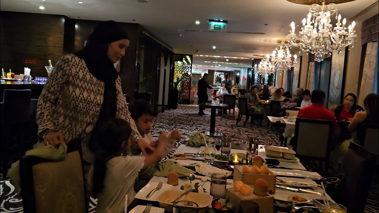 Rotana City Center Doha Hotel | Restaurant Review Teatro