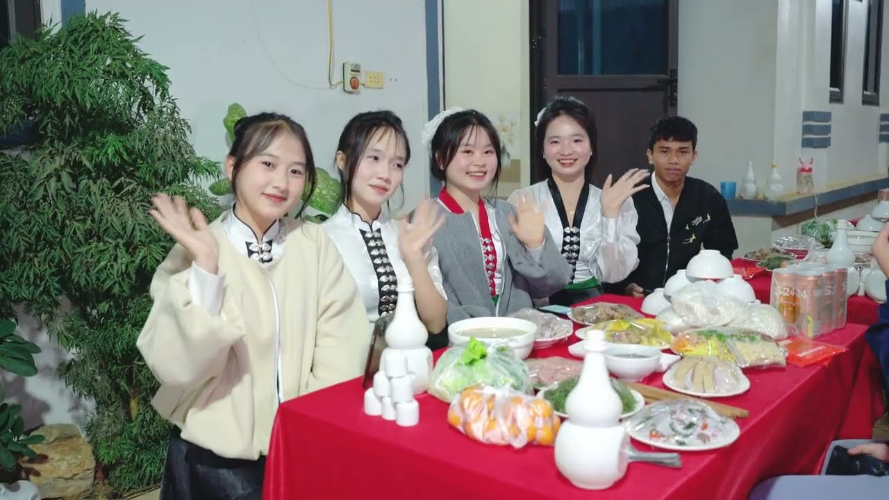TOÀN CHẢNH LỄ TÂN GIA LÒ XUÂN & LƯỜNG ÚT BẢN MUNG SÔNG MÃ