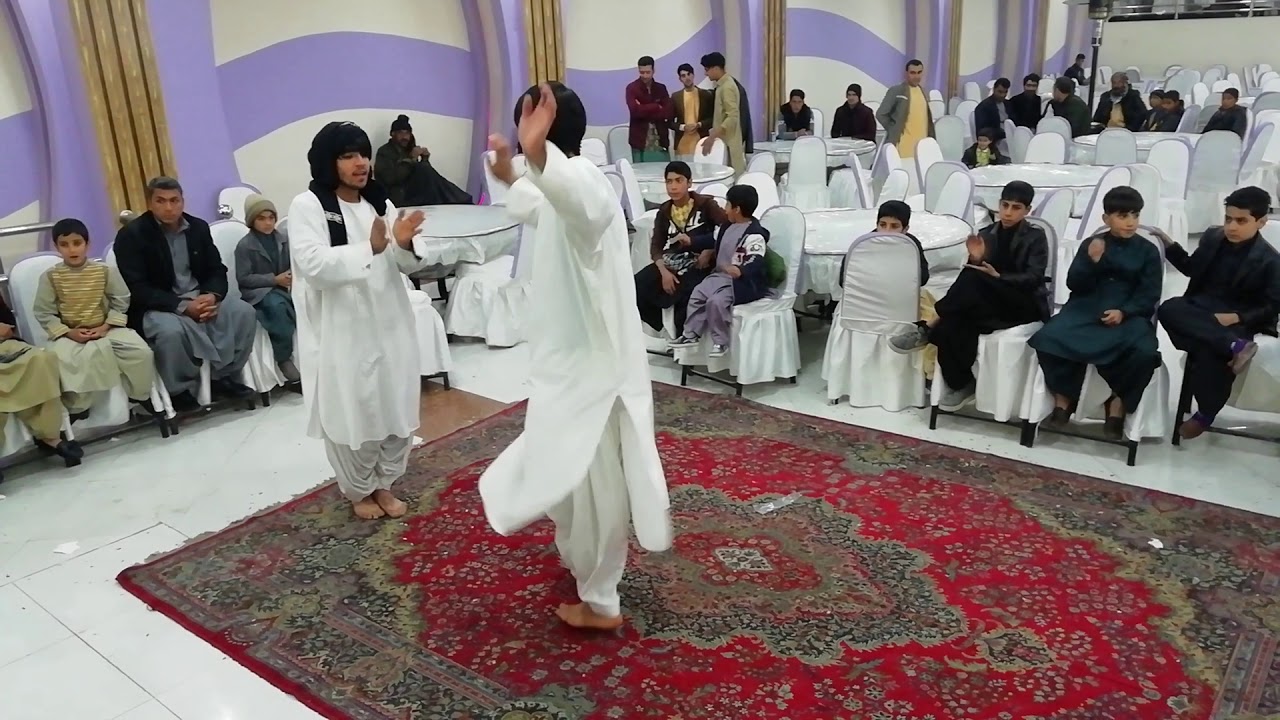 بهترین آبشاری سال 2019 ازجوانان کاکه معروف هراتی ما بانوازنده گی فهیم شریفی