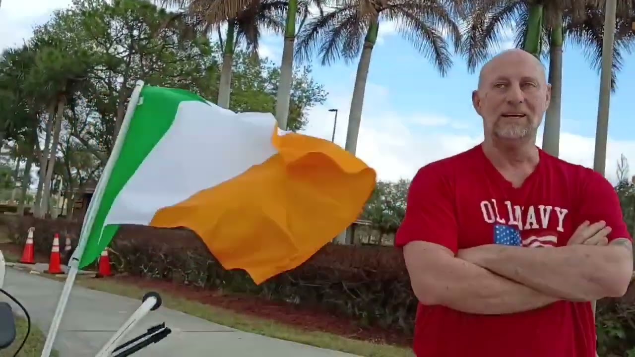 Open Carry, I Love €umm!ng!! False 911 Calls! Karen Meltdown