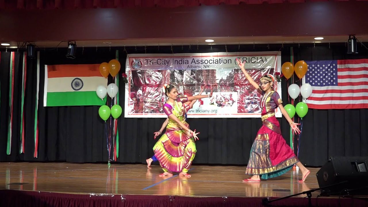 Jathiswaram Performance by Madhu, Swapna and Shivani