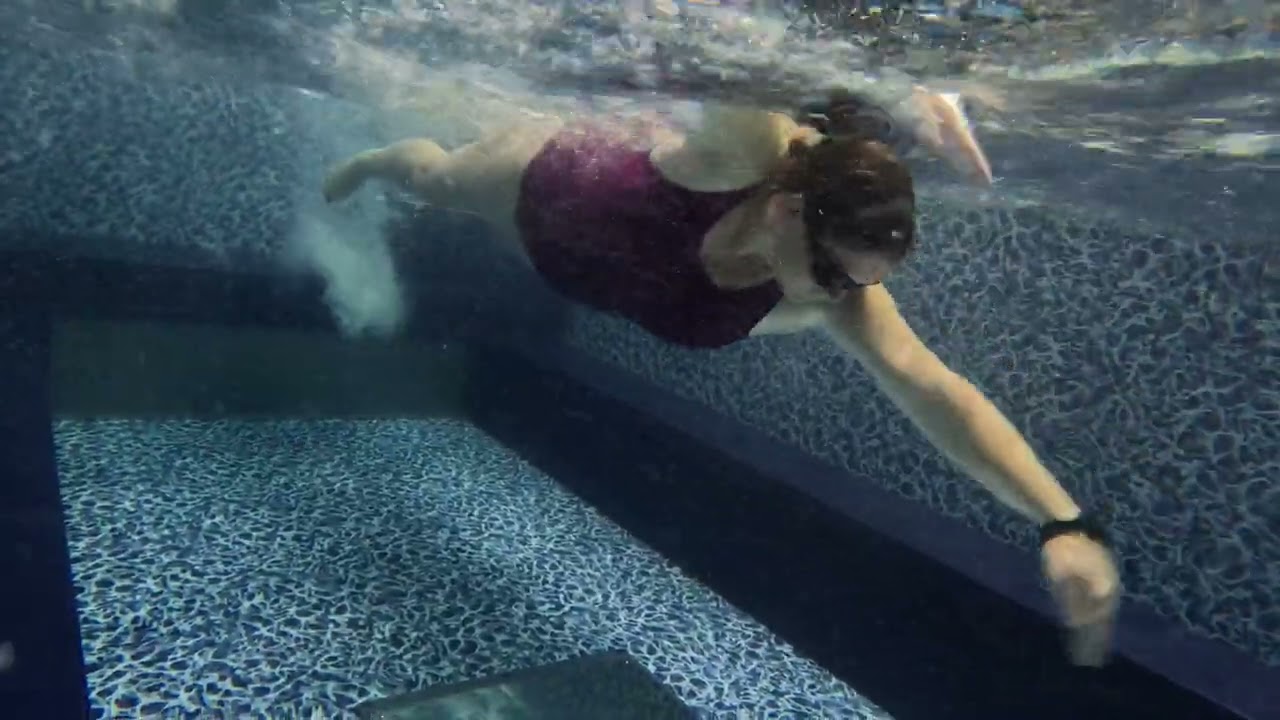 Mastery Monday 5th February 2024 - 2 Beat kick vs 6 Beat kick in Freestyle Swimming