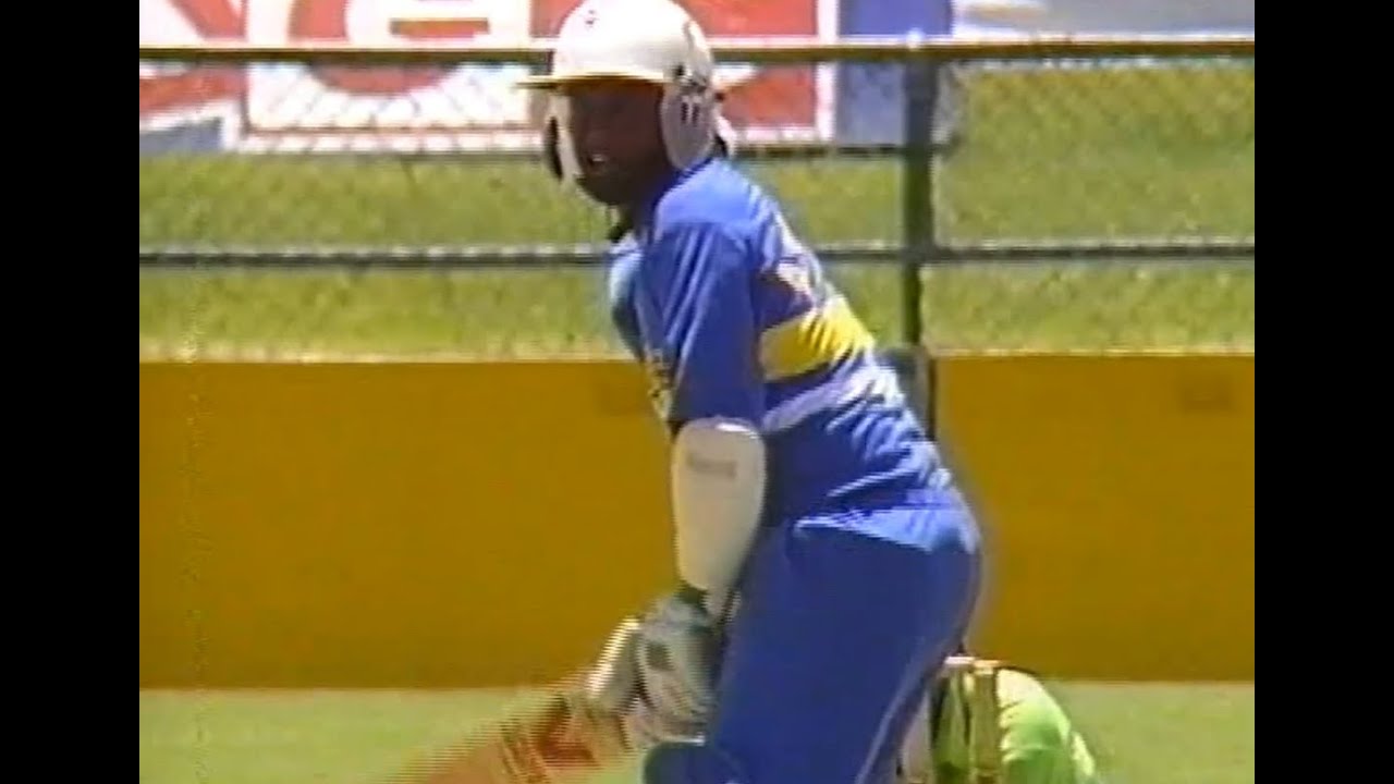 Incredible! Aravina De Silva two brilliant sixes off Akram and Tauseef SL vs Pak ODI Gabba 1989/90