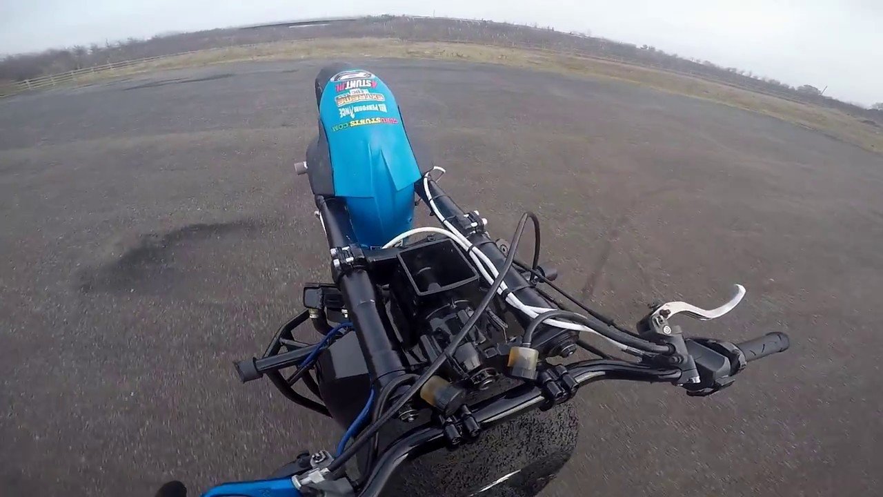 ON BOARD ZX6R / WHEELIES STUNTS GO PRO / LEARNING TO STUNT 5 / VERTICALHOOLIGAN