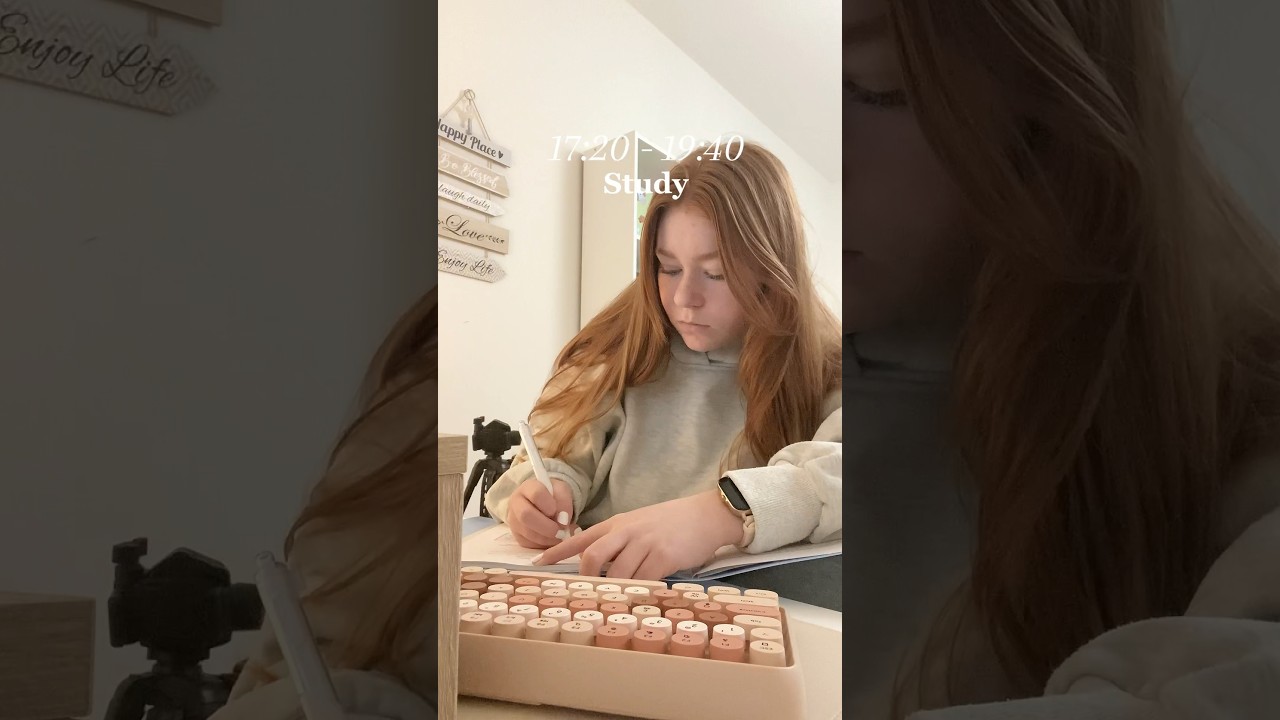 After school routine 🎧🧸🤍 #aestetic #thatgirl #goals #dreams #school #study #workout