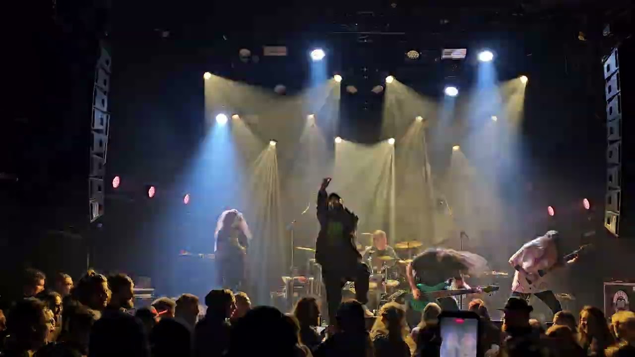 VULVODYNIA live at 013 Tilburg, The Nederlandse 