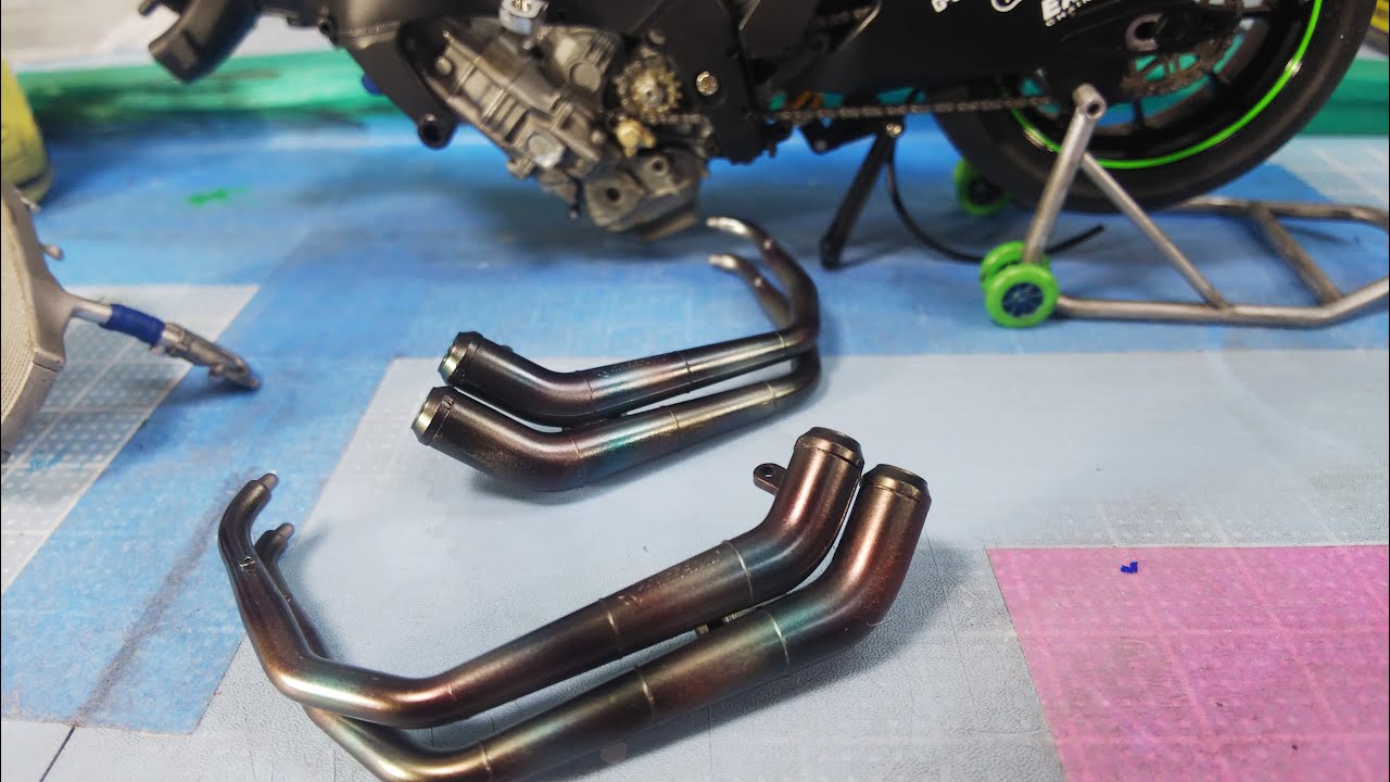 #コムさんプラモデルを作る。#Kawasaki Ninja ZX-RR #17 ちょっと汚しとエキパイの焼け色