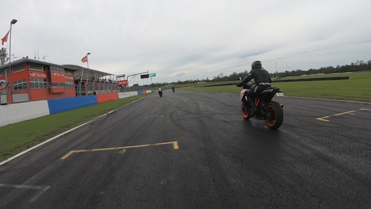 QLD Raceway - Switchback Circuit - Session 2/3