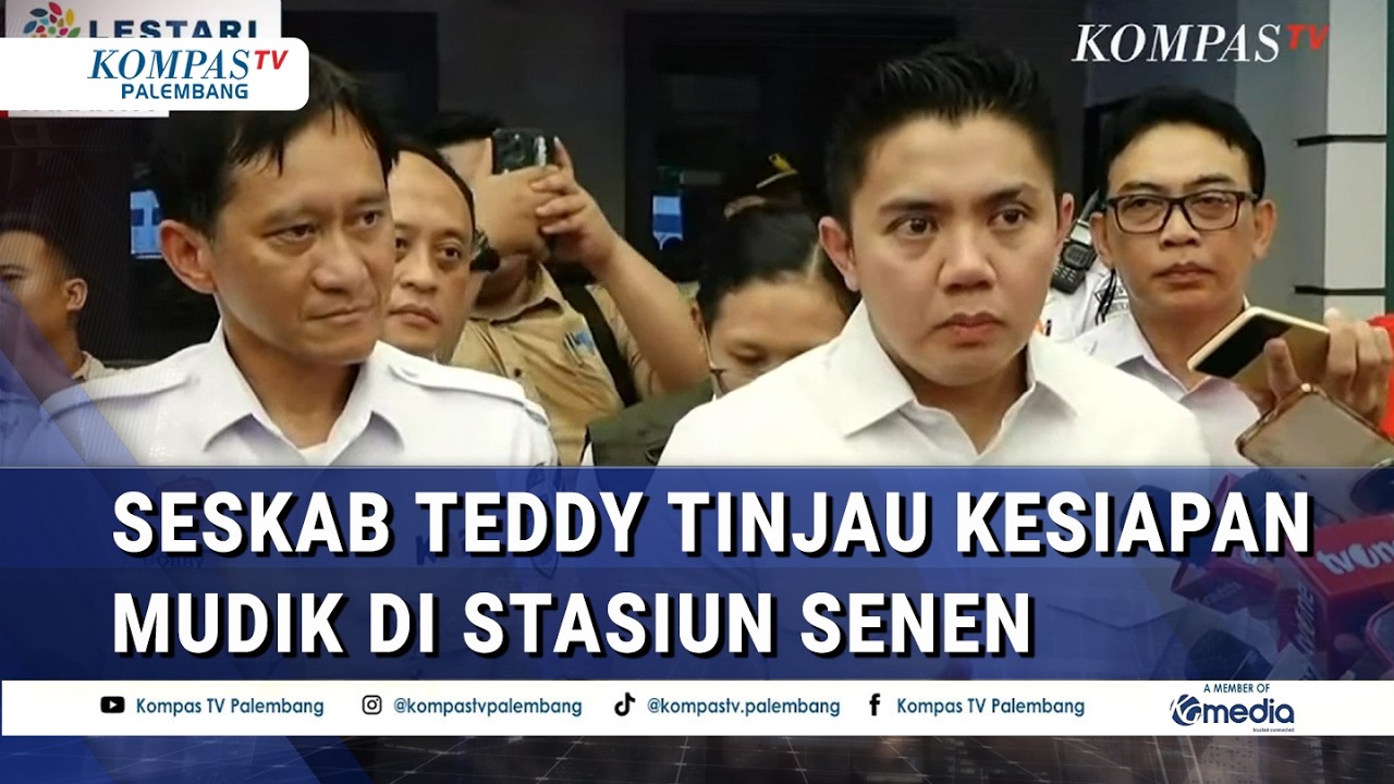 Momen Seskab teddy Tinjau Kesiapan Mudik di Stasiun Senen