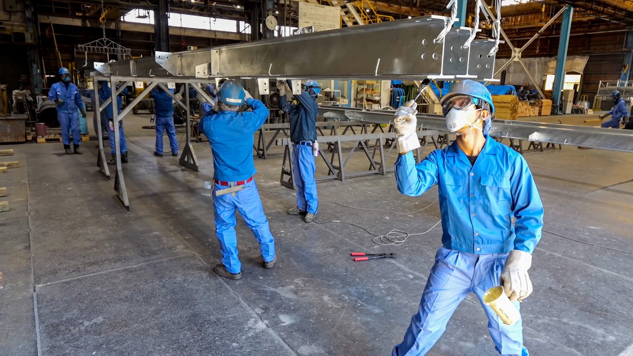 Давняя фабрика, которая поддерживает японскую промышленность, производя 6000 тонн гальванических по