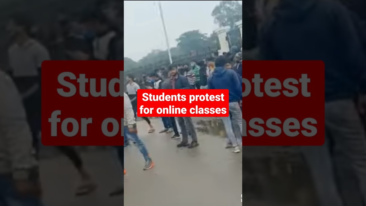 Students protest for online classes #omicron#shorts #students #protest #coronavirus 🔥🔥