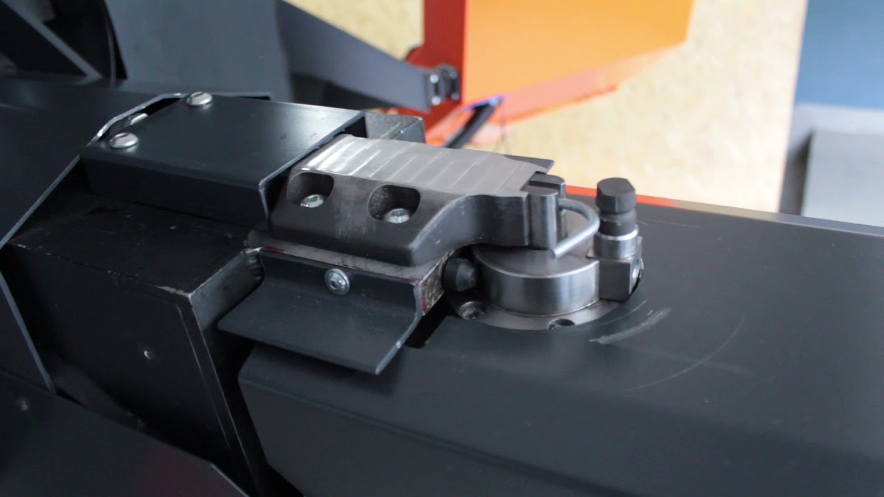 CNC Giętarka drutu - gięcie 2D 3D - wire bending - hooks DAMATEC