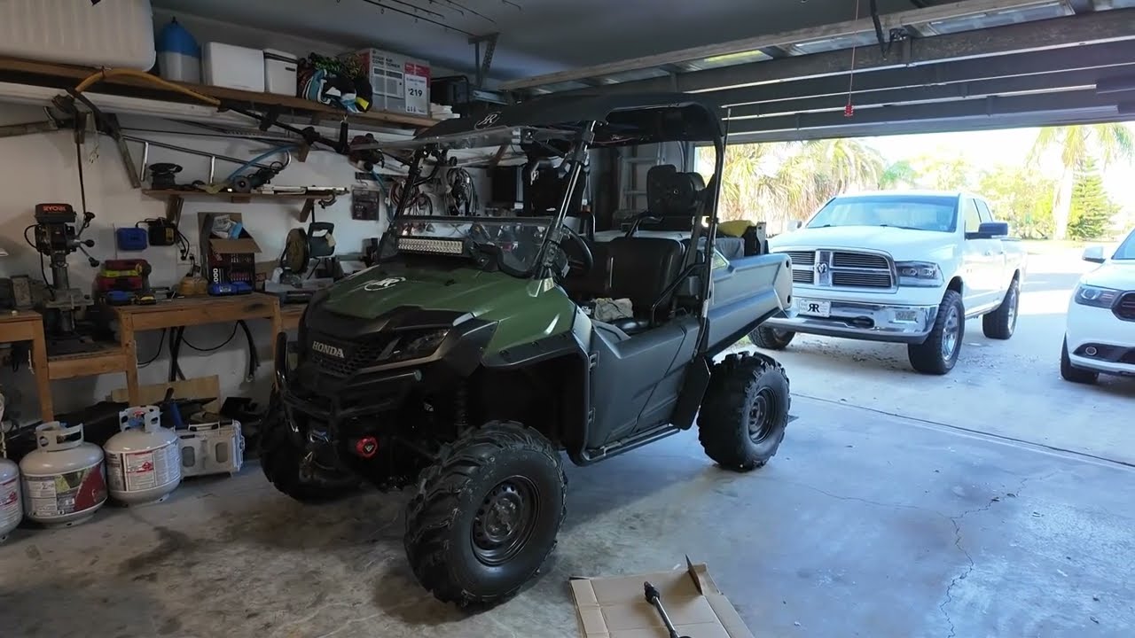 Honda Pioneer 700  rear yoke replacement