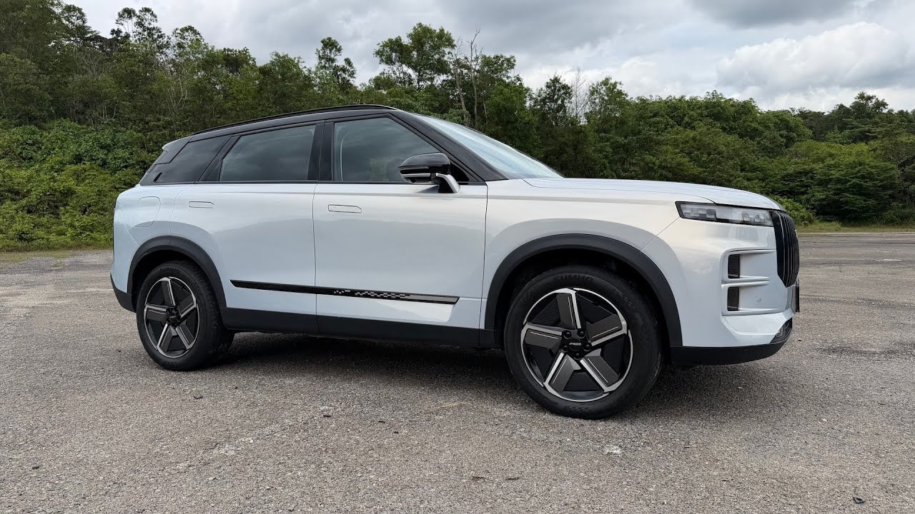 2025 Jaecoo J7 1.5 TGDI PHEV 2WD Start-Up and Full Vehicle Tour