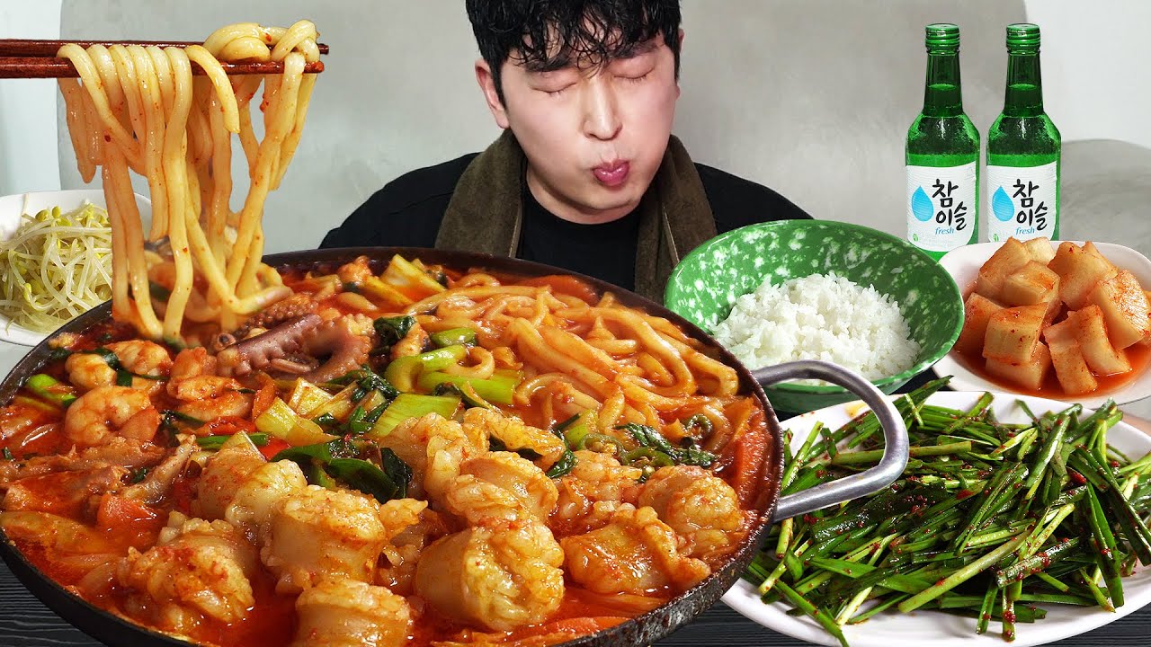 Острый суп Дэчан (Накгопсэ) MUKBANG REALSOUND ASMR EATINGSHOW