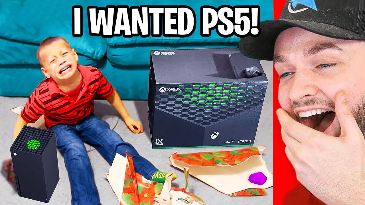 World&rsquo;s *FUNNIEST* Christmas Fails!