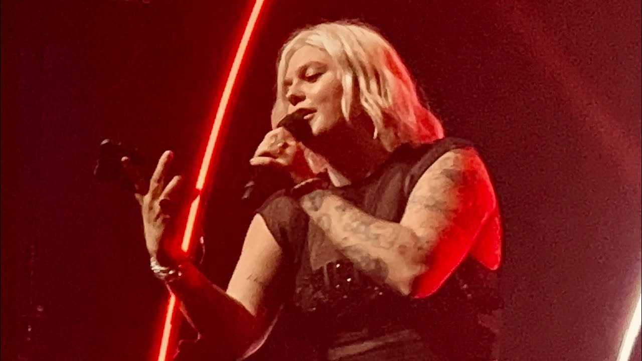 LOUANE - ON ÉTAIT BEAU 😻 (Barcelona 17.05.2024) #louane #concert #live #barcelona