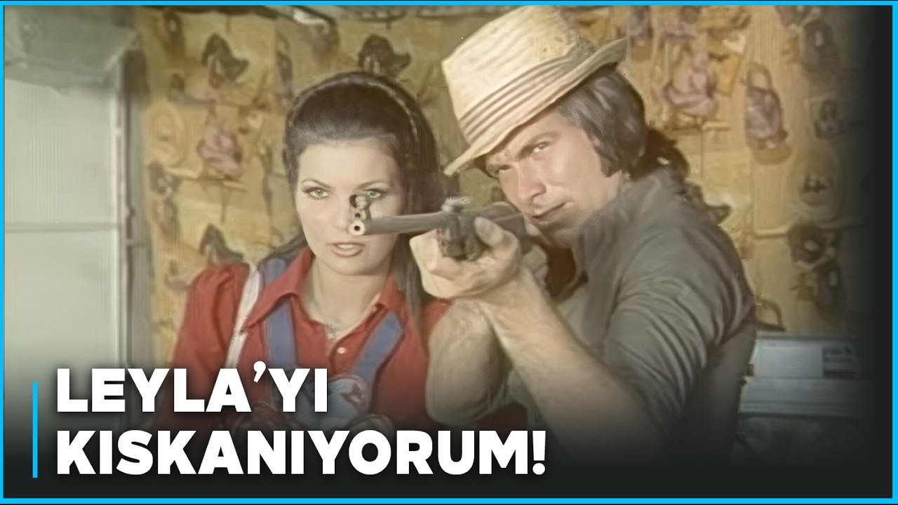 Şüphe Türk Filmi | Kemal, Leyla ile Murat'ı Kıskanıyor