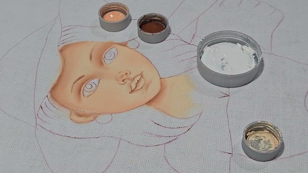 Como Pintar rostinho de boneca em tecido 