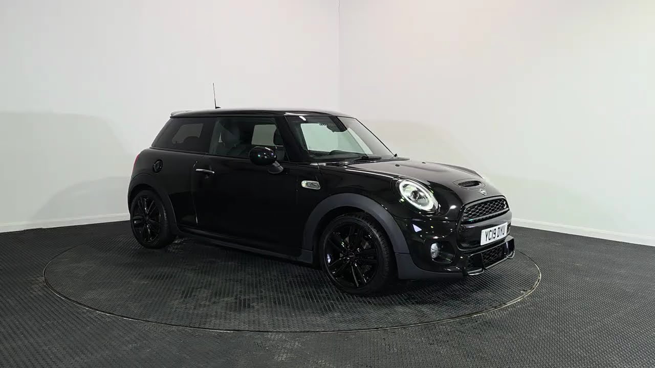 MINI HATCH 2