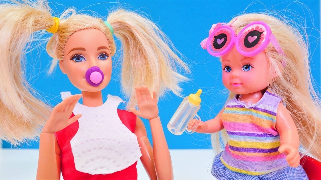 Barbie, Steffie ve yeni doğmuş bebek maceraları! Kukla oyunu