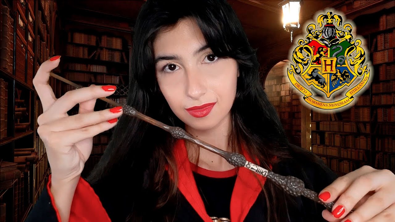 ASMR Te recebendo em Hogwarts!