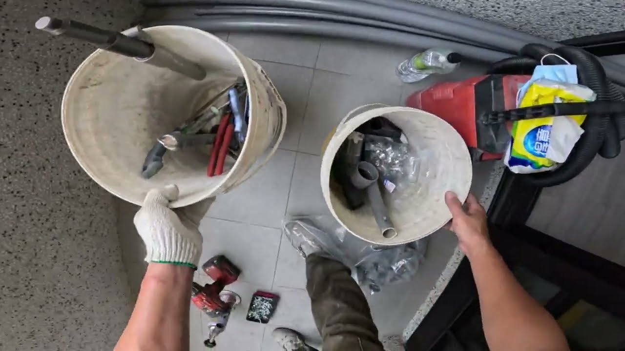 水龍頭斷掉怎麼辦?新增水槽排水及給水#水電施作#配管#自來水#水槽#排水#水管#HILTI#VC10