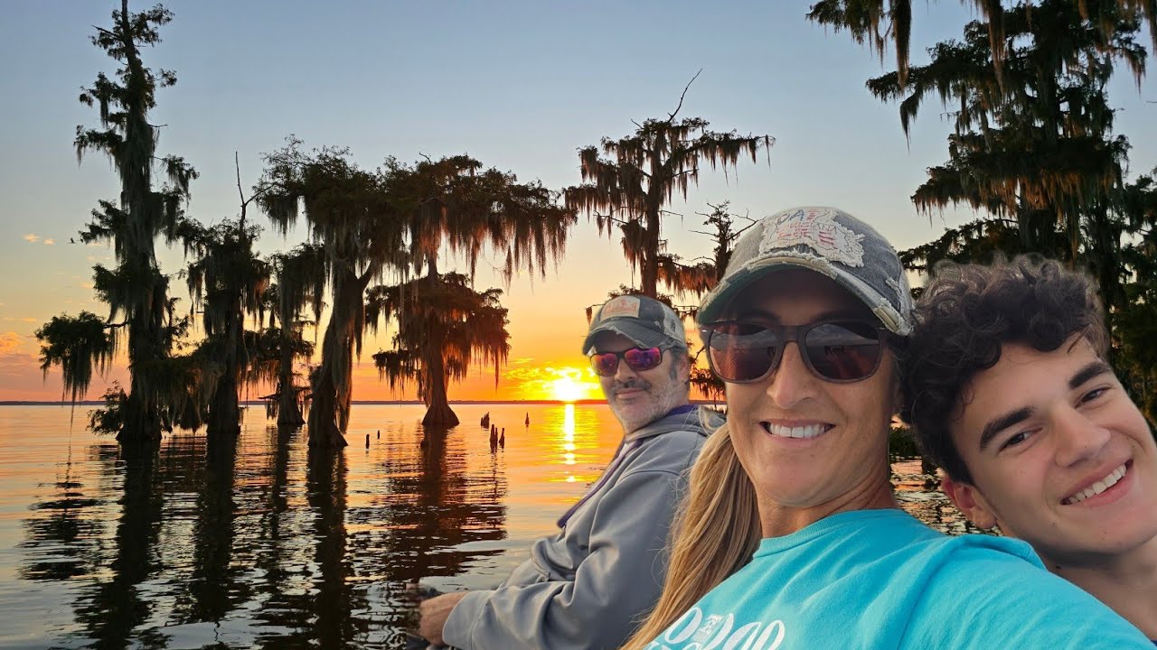 Over 2 hours of 2025 Video Favorites! (Houseboat, Bankpoles, Crabbing, Redfish, Sharks & Garfish)