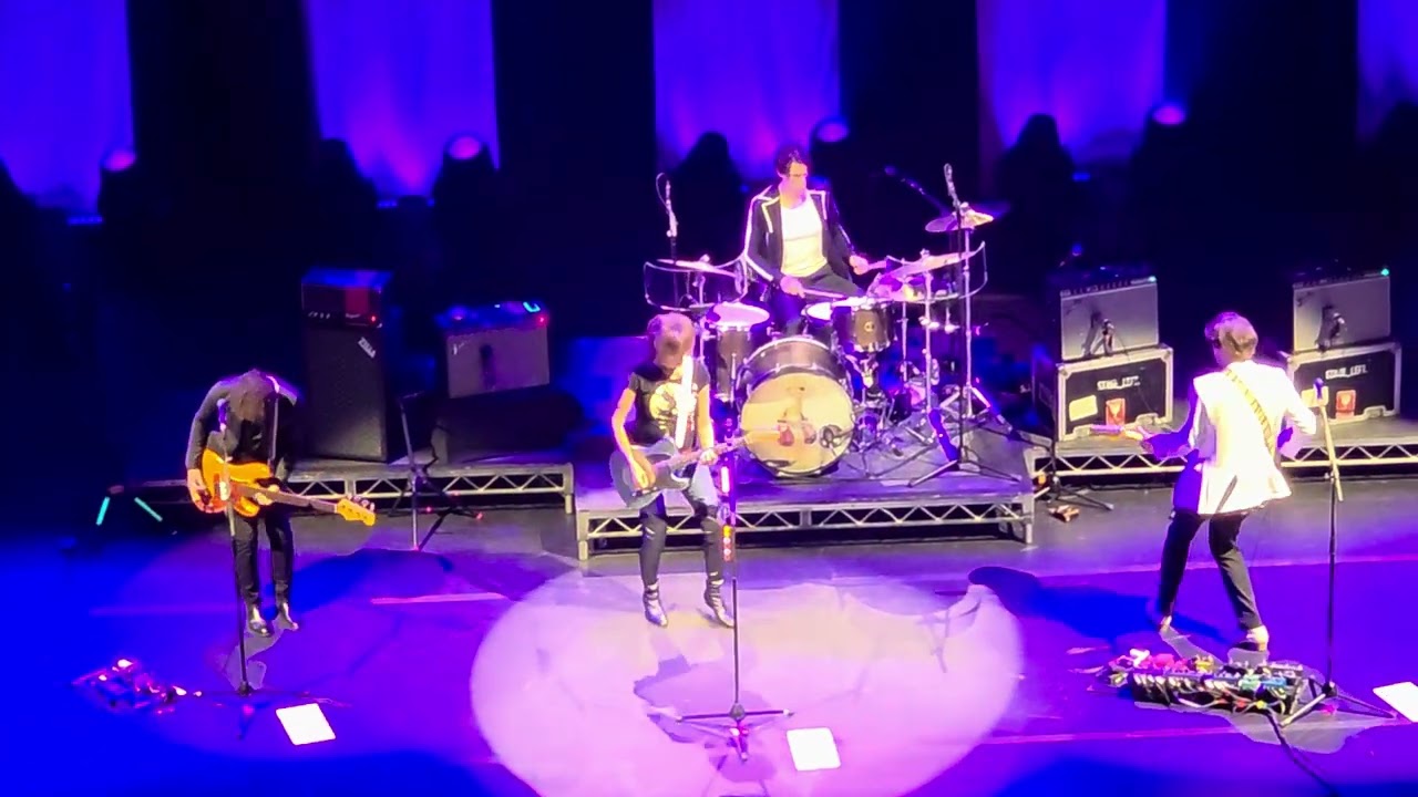 The Pretenders My City Was Gone (The Ohio song) May 1st 2025 Encore Hotel