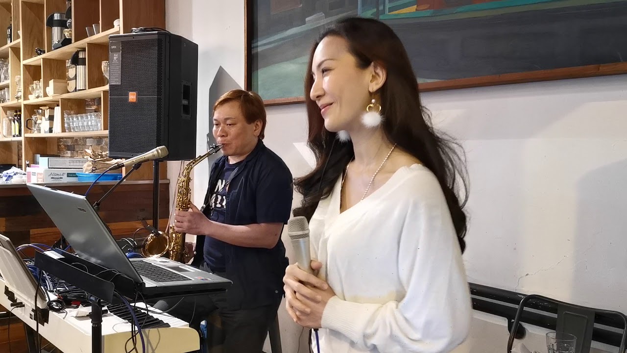 Zita🎤誰令你心痴/ 玻璃之情/ 心仍是冷 @Holly Brown Coffee