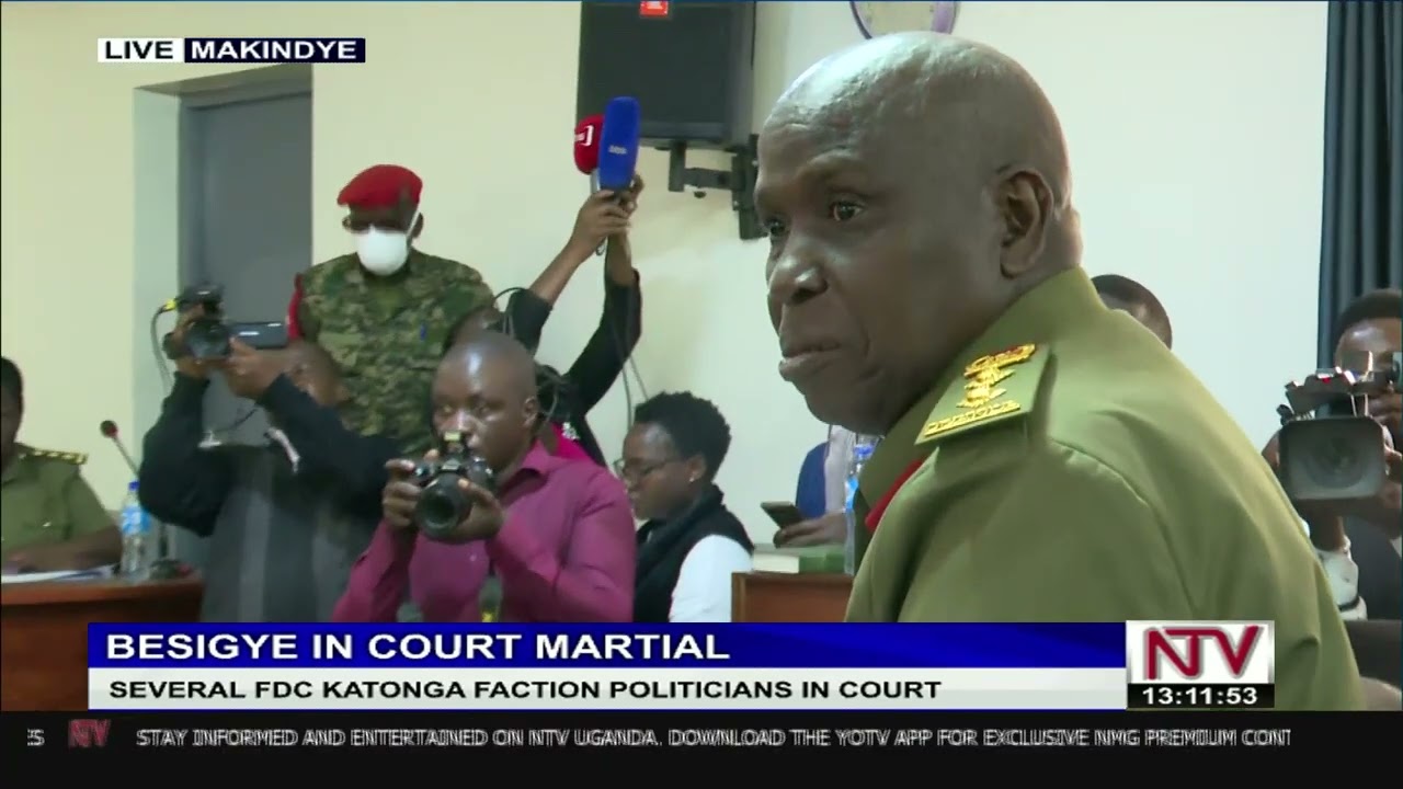 Besigye at court martial, FDC Katonga faction politicians camp at court