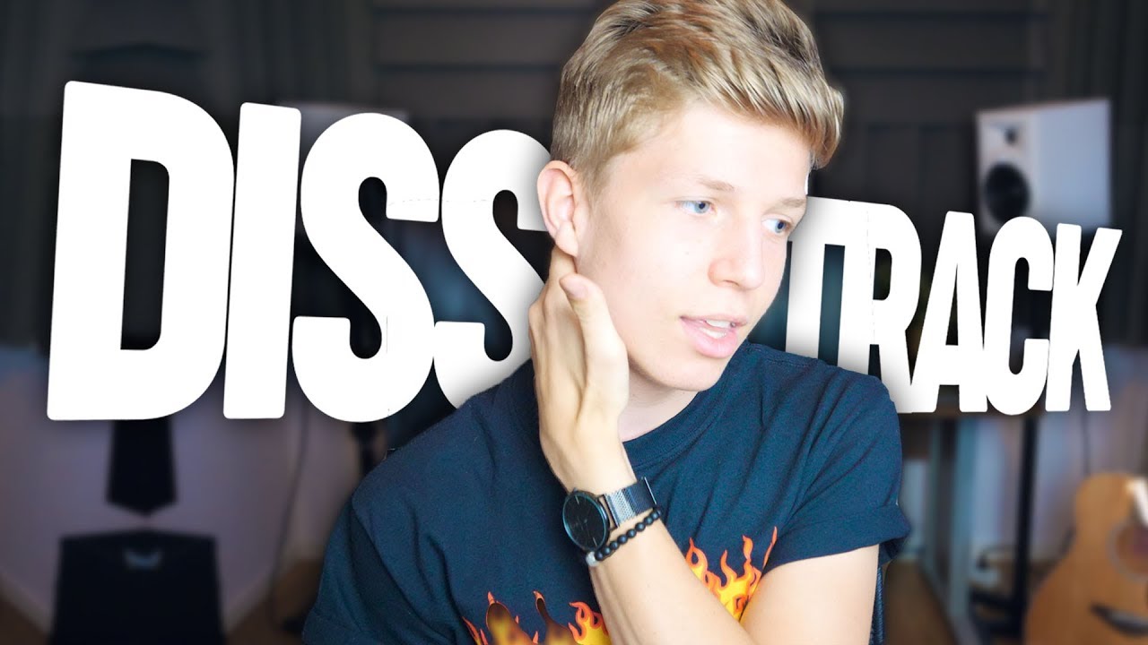 SLÄPPA DISSTRACK PÅ CLUELESS SWEDE? » Q&A FREDAG