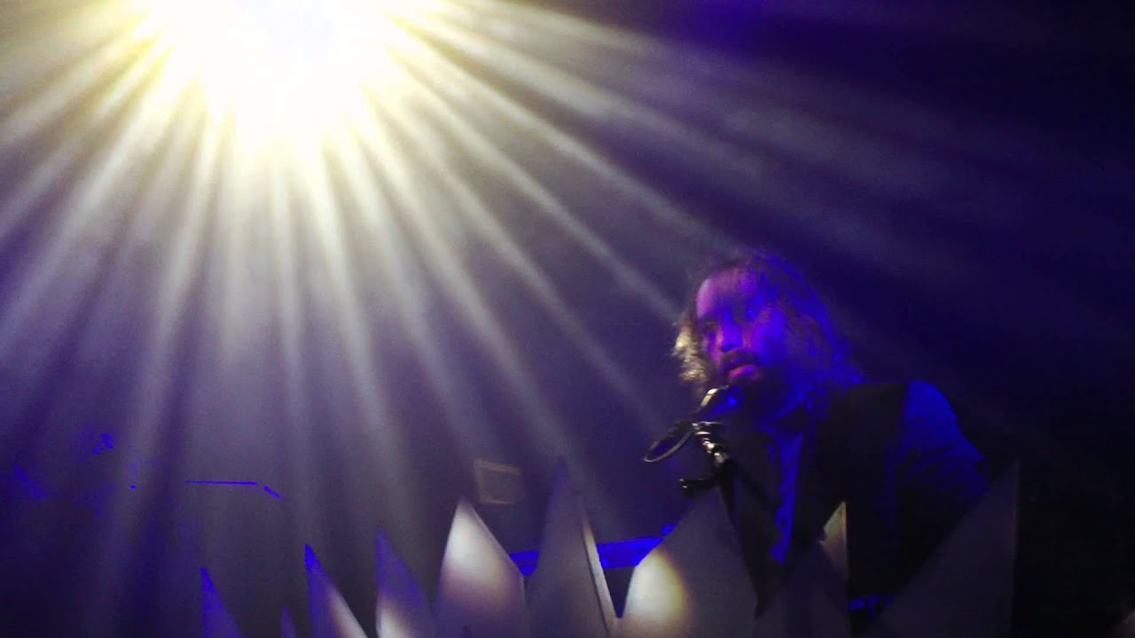 Sebastien Tellier L'Amour et la Violence LIVE Zurich