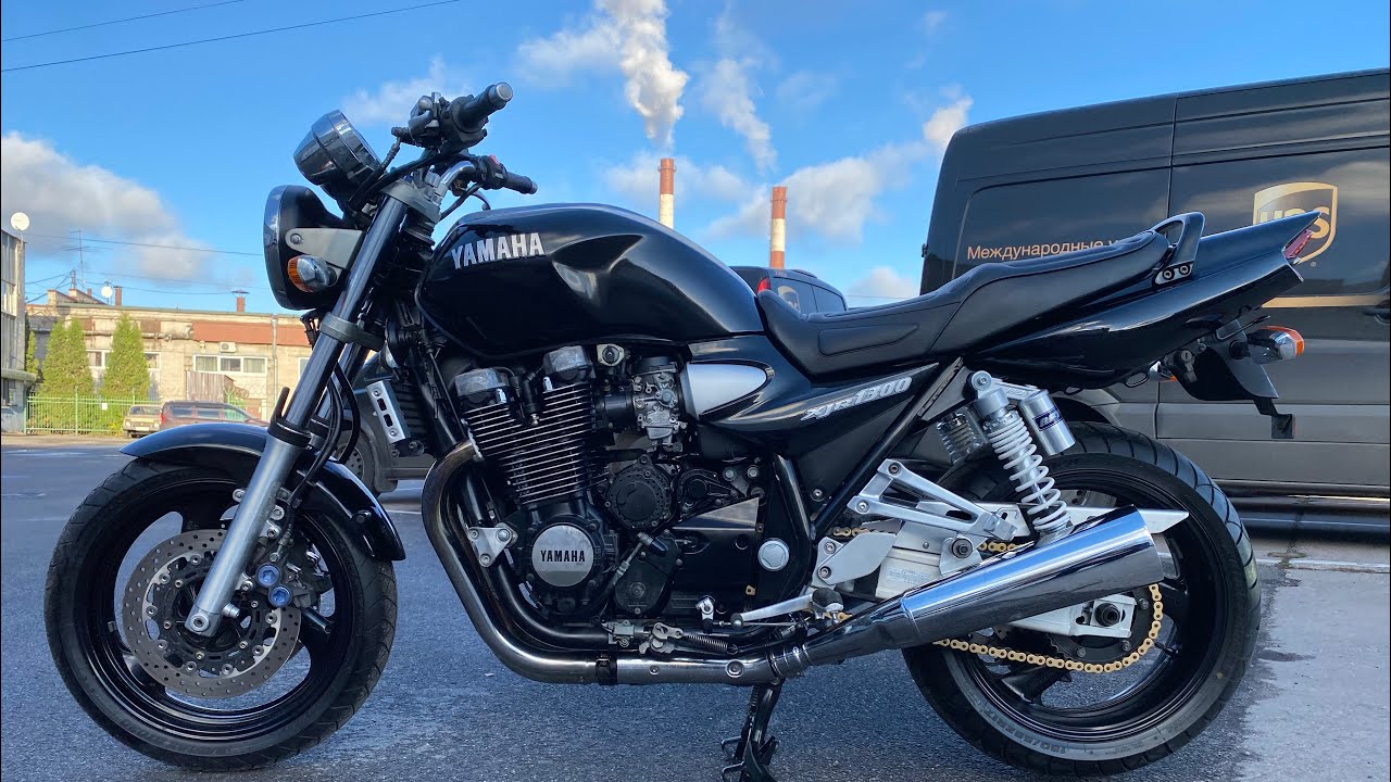 Yamaha XJR 1300 из Японии с пробегом 2300 км.