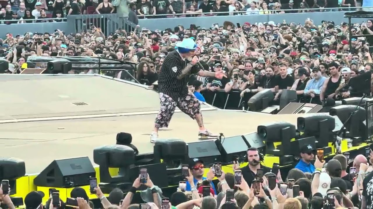 Limp Bizkit - “Break Stuff” - Tampa, Florida (Opening for Metallica)