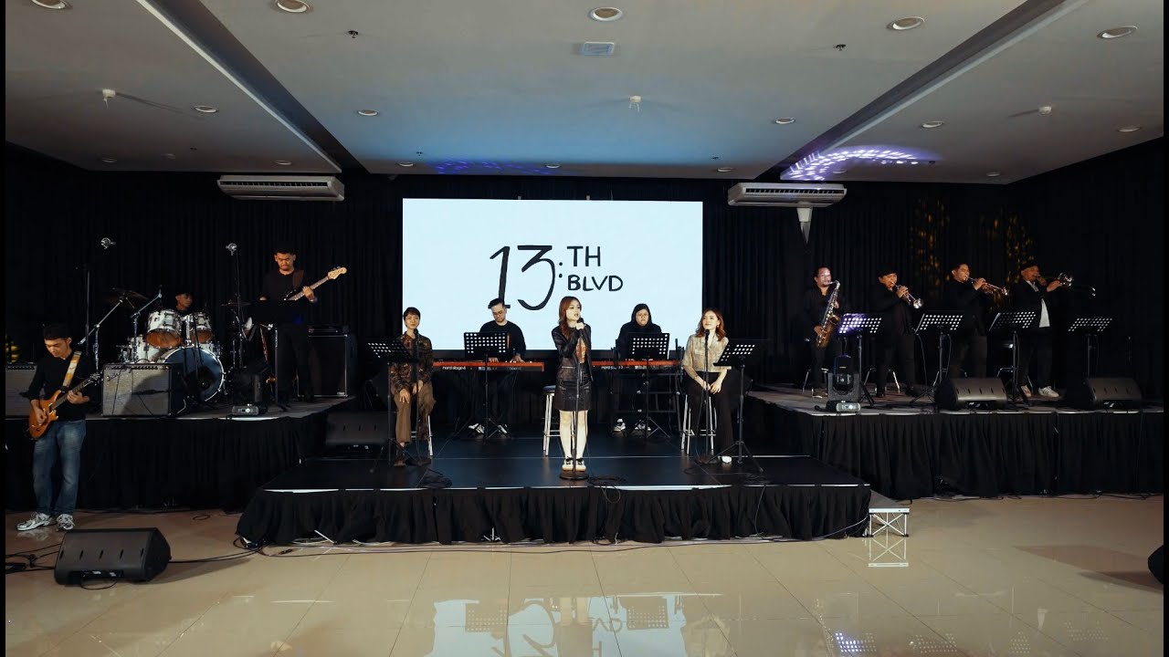 Breakout - Swing Out Sister | 13th BLVD