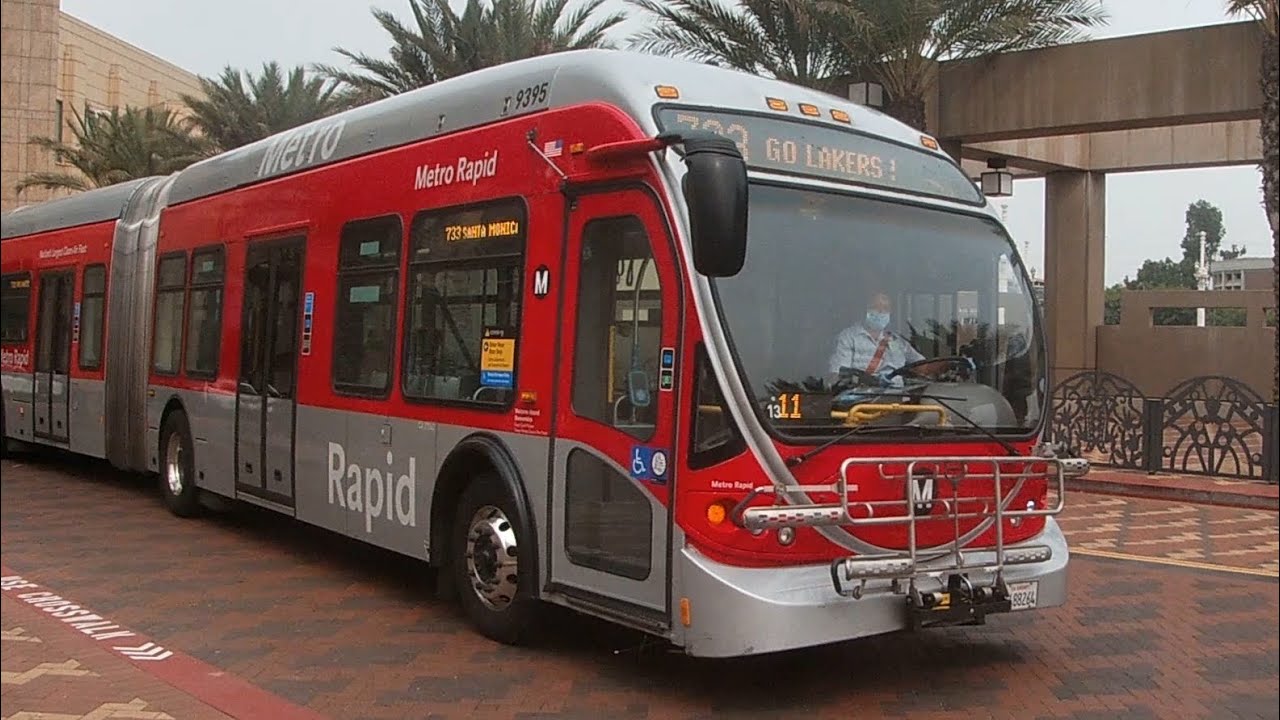 LACMTA 2006 NABI 60-BRT CNG #9395