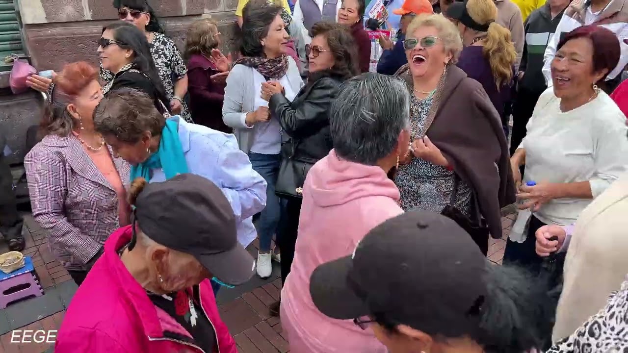 Por ti llorando, Olvídame, Amor imposible