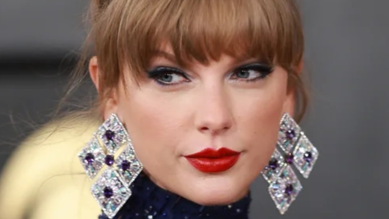 Red Flags In Taylor Swift's Relationship With Joe Alwyn
