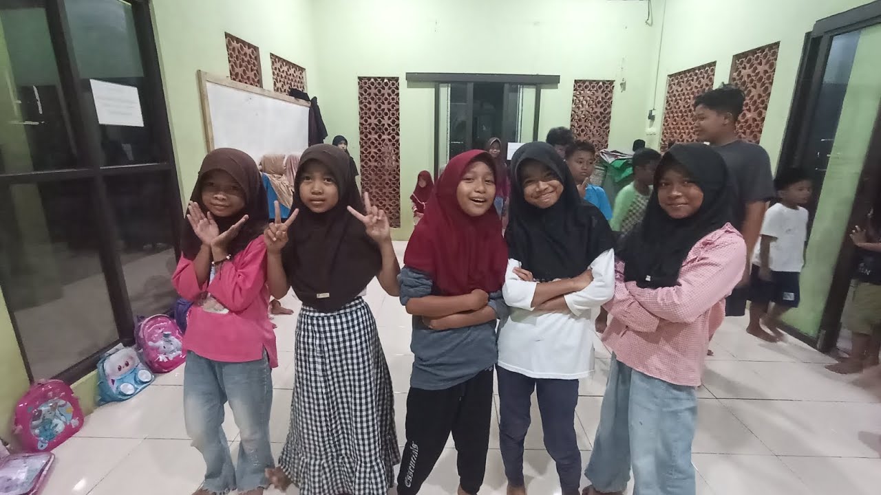 Tarian Sholawat pengajian 