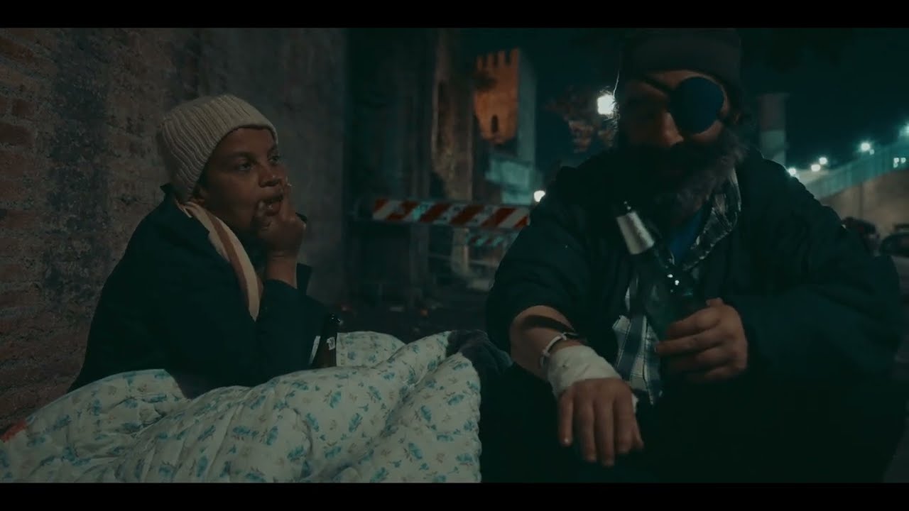 SAN DAMIANO - clip - Sofia e "il Pirata" Samuele