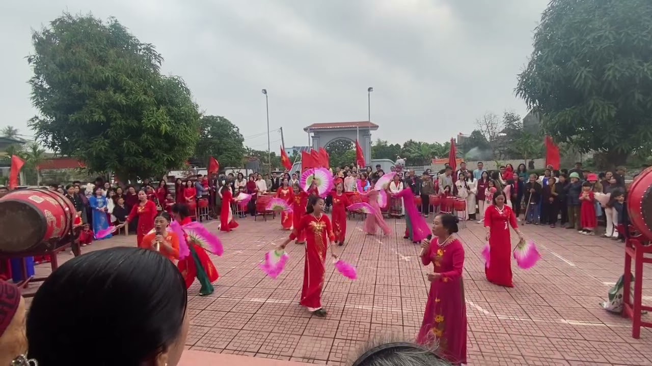Clb văn nghệ thôn phúc bồi 