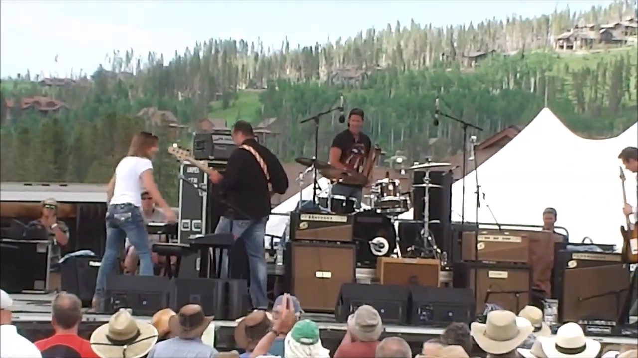 Blues From the Top 2015 - Deanna Bogart