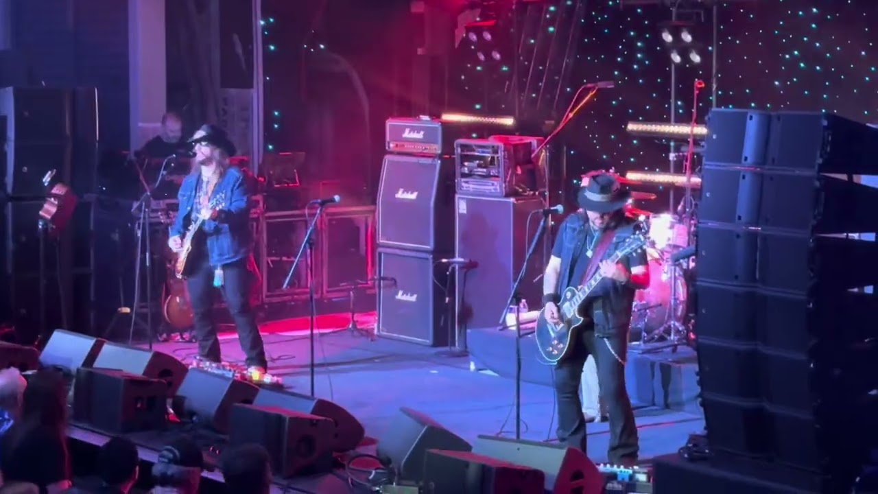 Two Wolf ( featuring Greg T Walker) live on Rock Legends Cruise 2025