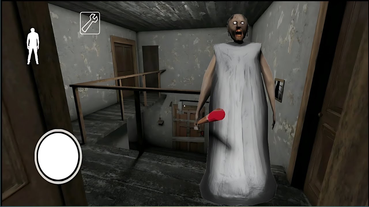 I am scape from granny house ? Door scape😱😨
