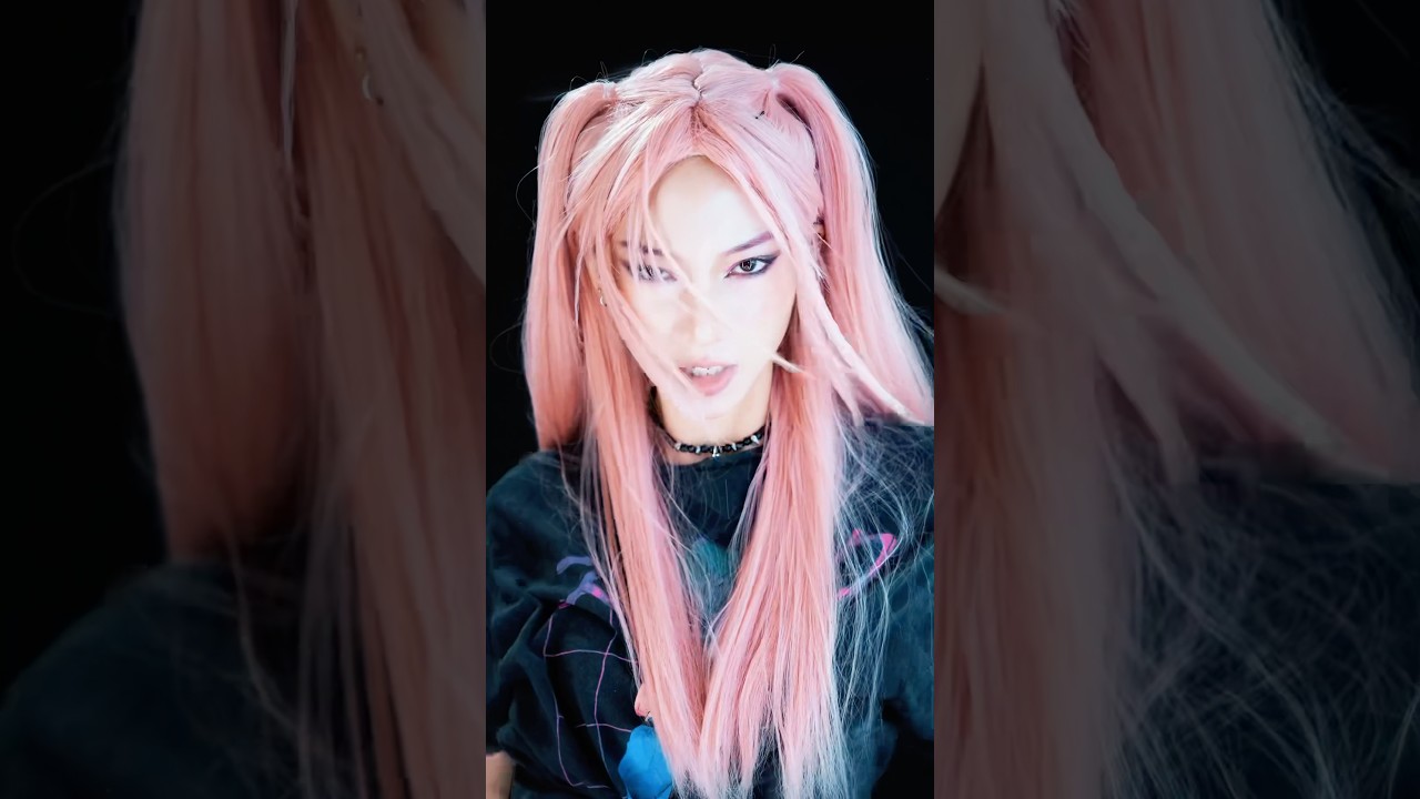 Fit check for my napalm era ✨ #kpopdemonhunters #miracosplay #kpopdemonhuntersmira #kdh #huntrix
