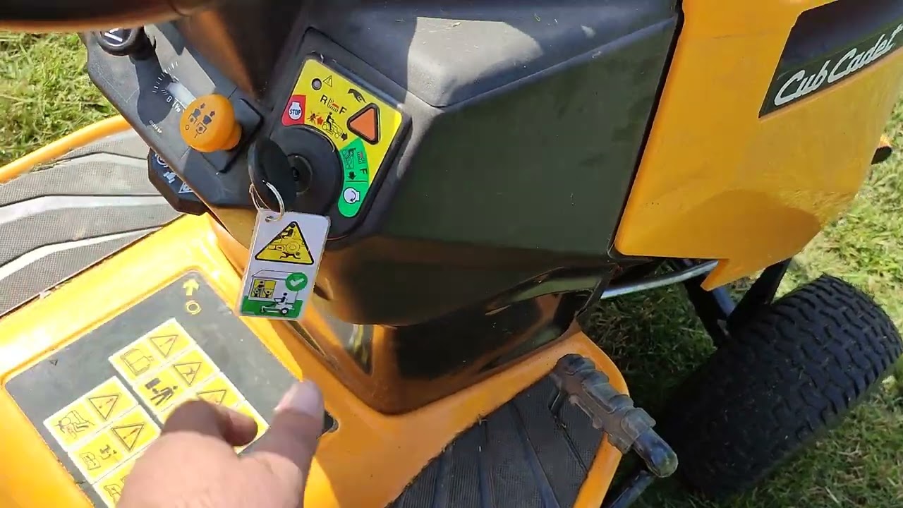 Cub Cadet XT2